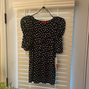 Elle Black and White Puff Sleeve Blouse with Peter Pan Collar